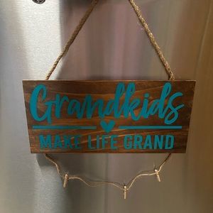 Hanging sign w/ photo hanging option!